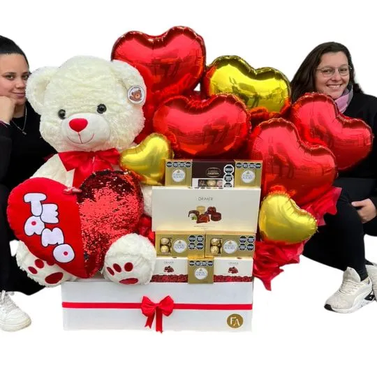 Box peluche corazon te amo con chocolates y globos xxl 